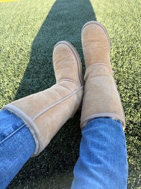 UGG Cream Sheepskin with Shearling Lining